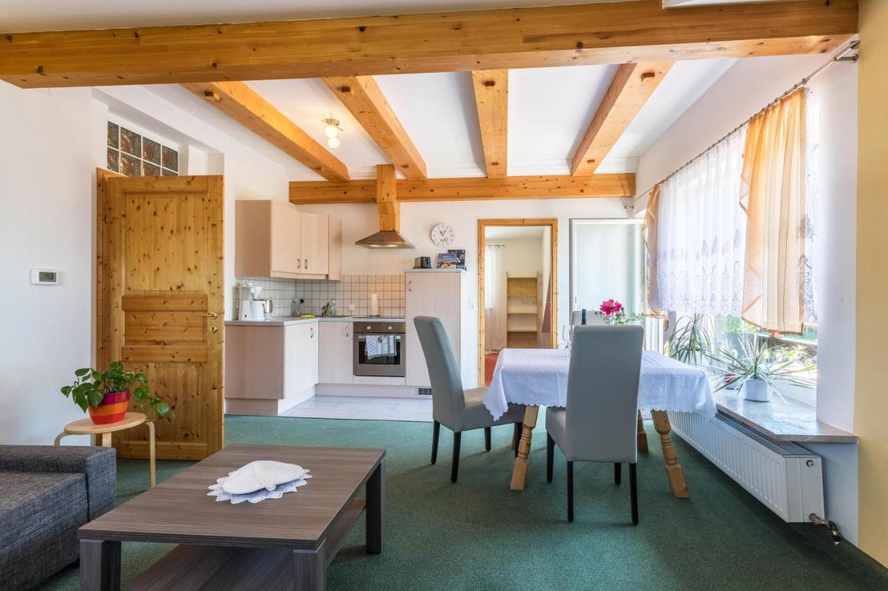 Im Gaestehaus Maximilian * Eggelsberg